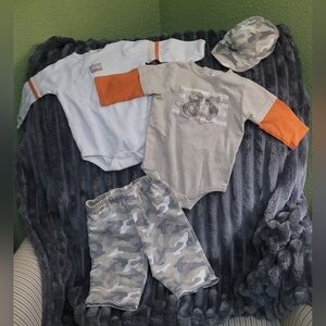BABYWORKS VTG Camo 4piece Baby Outfit Set 6-9Mos